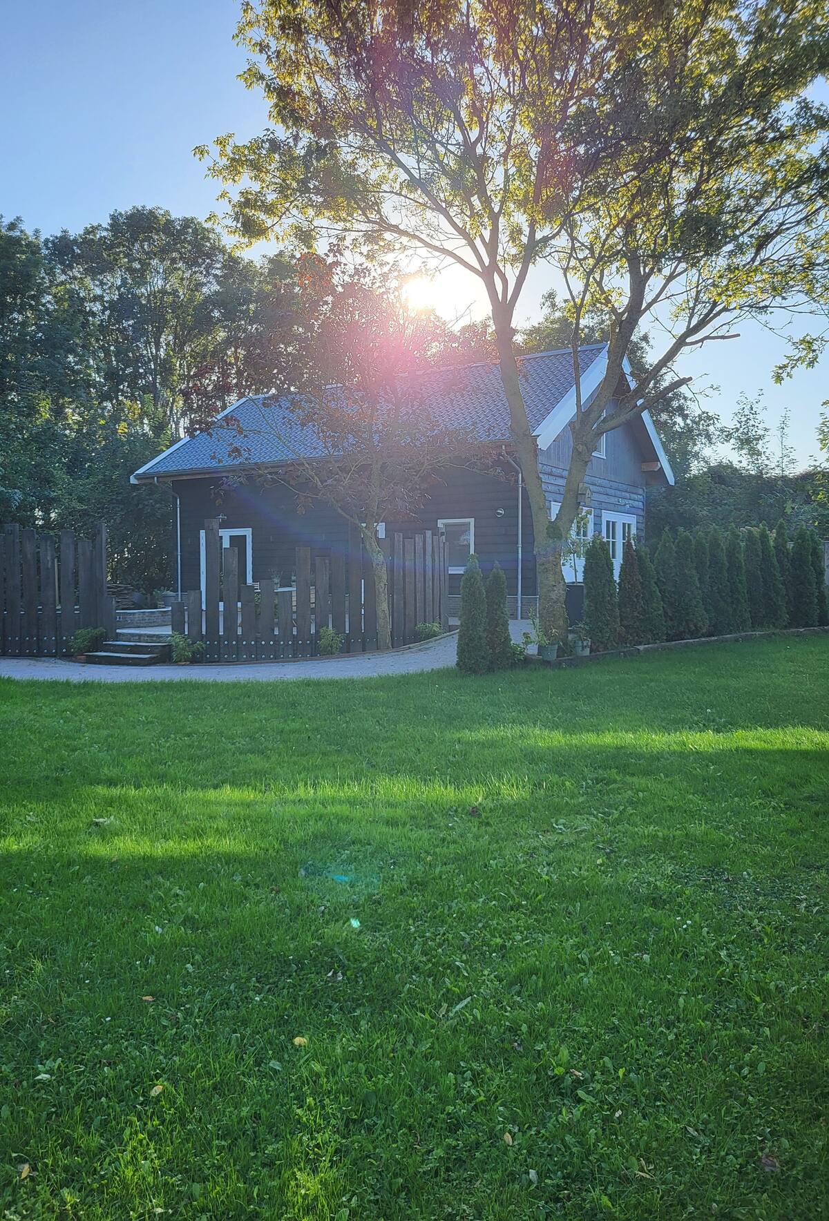 Lodge garden